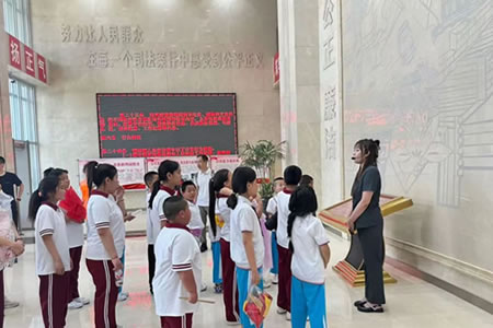 肇耀未来 法润青苗—爱心妈妈 龙法妈妈法治行