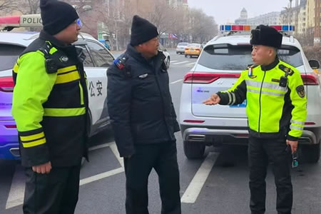 ����������ȭ���� ���ηǷ�Ӫ�˾������л���