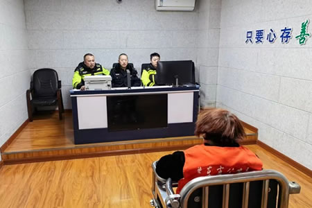 �ض��������ܴ�ӿ����ƻ�һ��ͨ�������ݰ�