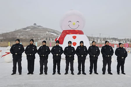 �ض���������ִ�������϶�̬Ѳ�߻�����