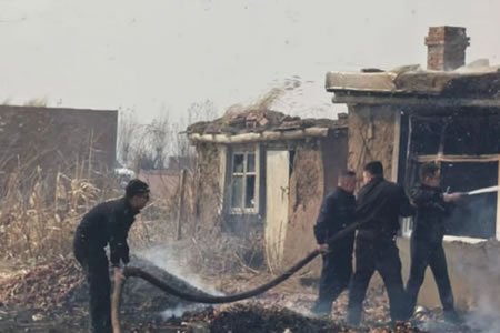 ����������Ԯ���ض������������Ȼ���ʿ�����񰲣�