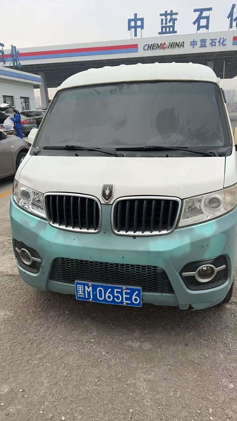 ����������