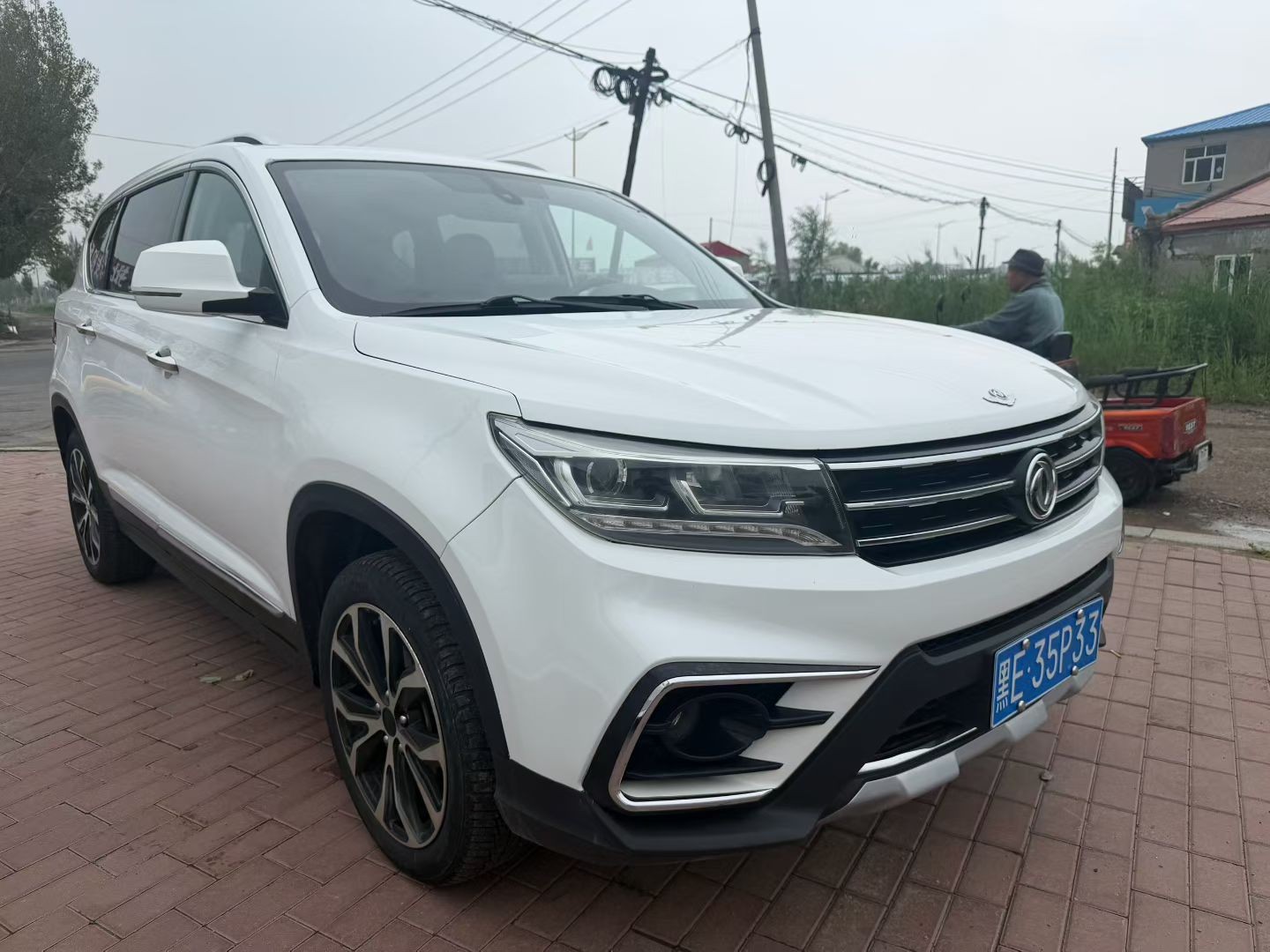 18�����suv һ���