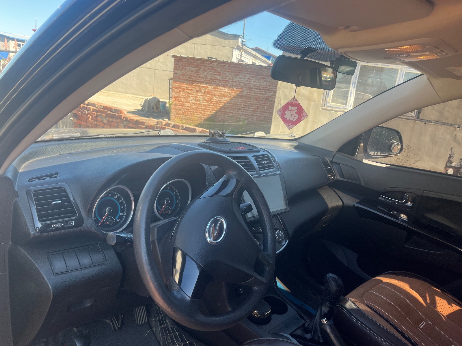 9800��SUV������½��X5